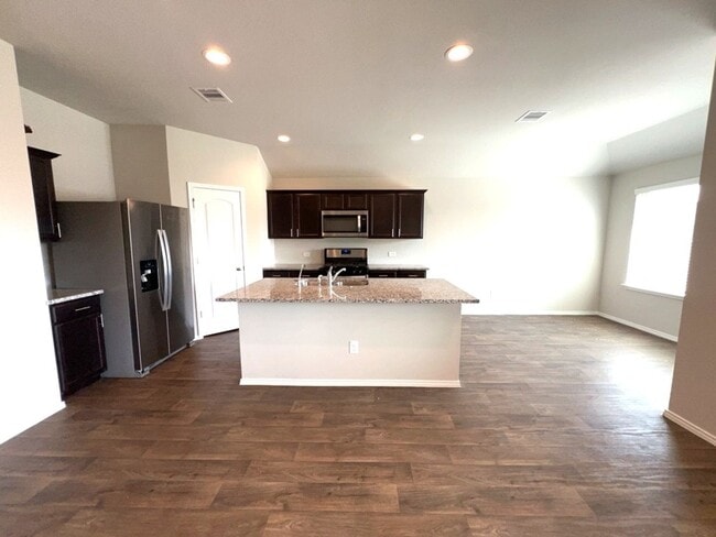 Building Photo - 2418 Rainier Mist Rd