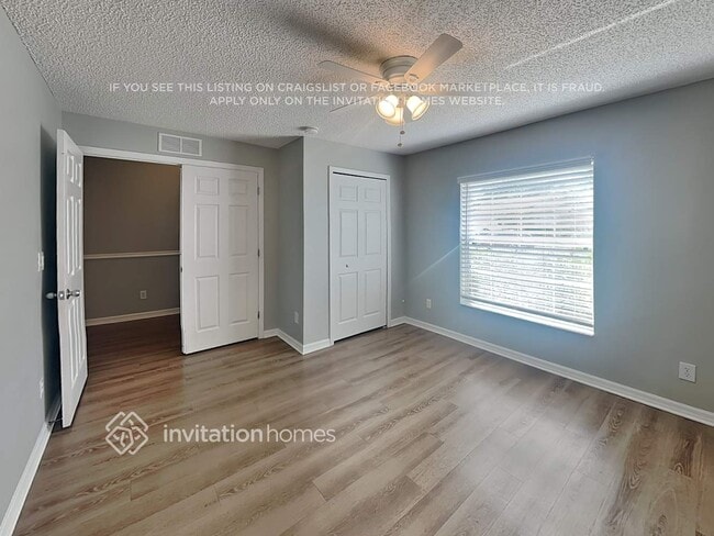 Building Photo - 4860 Manchester Dr