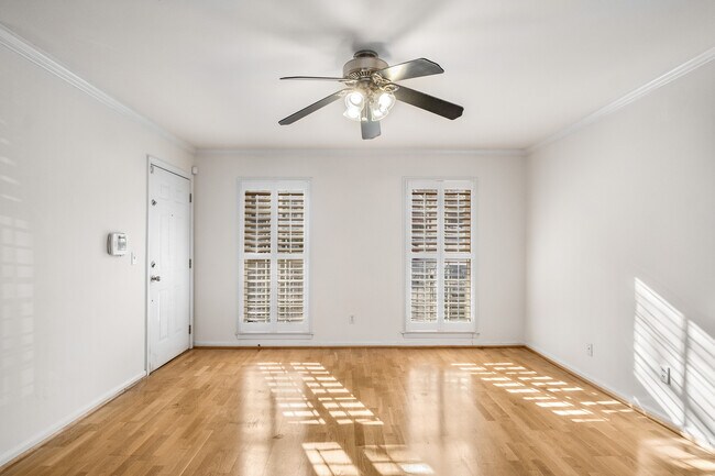 Foto del edificio - 1101 Collier Rd NW