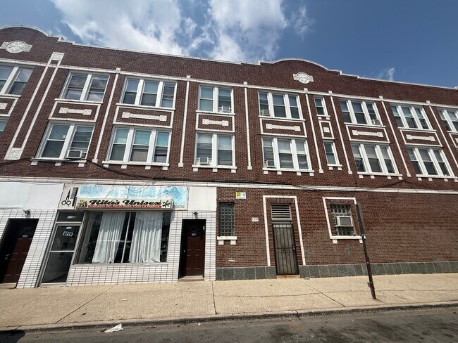 Foto del edificio - 2206 S 57th Ave