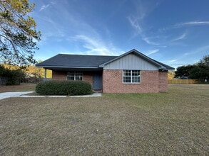 Building Photo - 520 Jefferson Cir