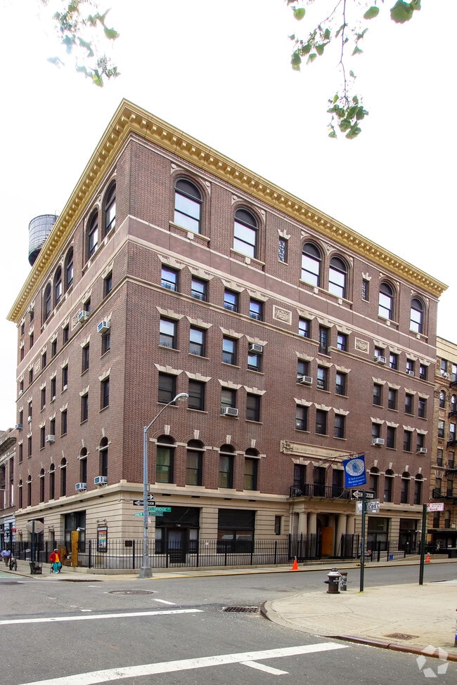 184 Eldridge St, New York, NY 10002 Apartments - New York, NY