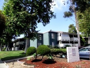 Building Photo - 1300 Saratoga Ave