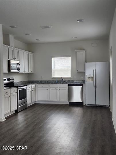 Foto del edificio - 11641 Poston Rd