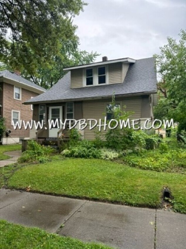 Primary Photo - 212 Lexington Ct
