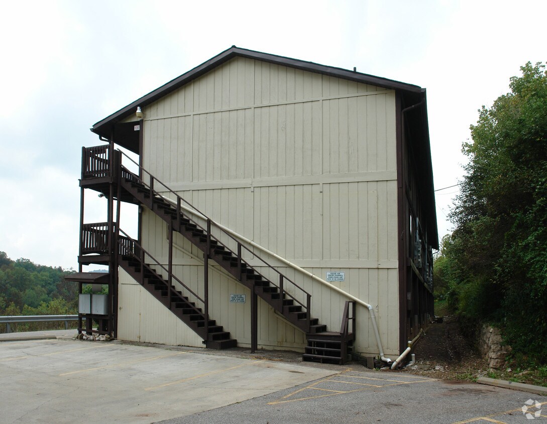 Building Photo - Lockwood Garden Apartments