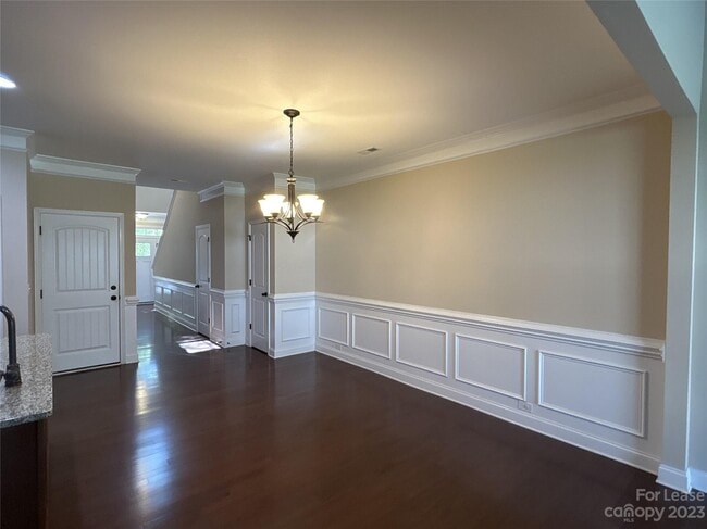 Building Photo - 4043 La Crema Dr