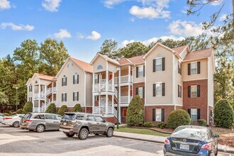 Building Photo - 300 Bubble Creek Ct