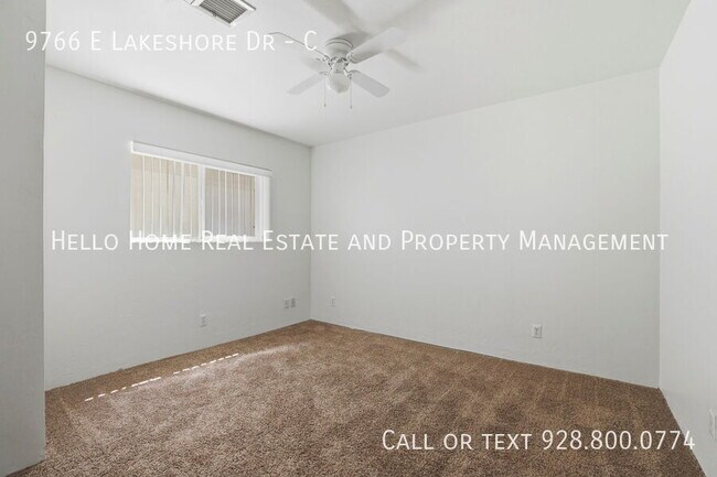 Foto del edificio - 9766 E Lakeshore Dr