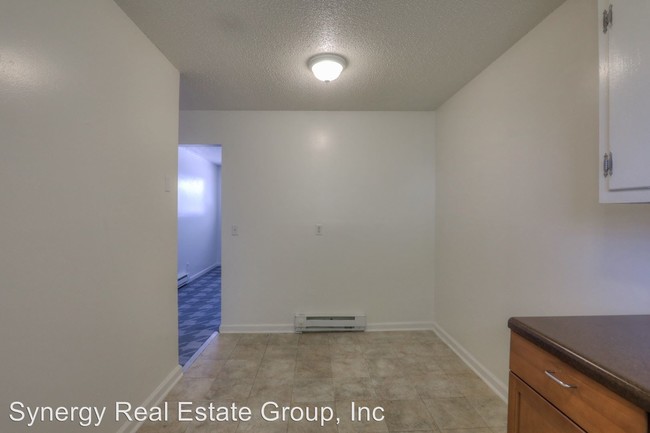 Building Photo - 317 Nix Dr
