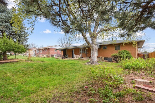 Foto del edificio - Four Bedroom Home in Denver
