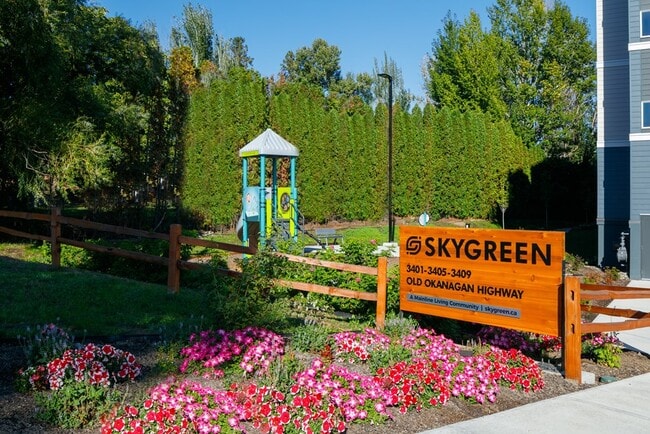 Building Photo - Skygreen
