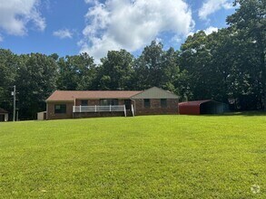 Building Photo - 10200 Graves Rd