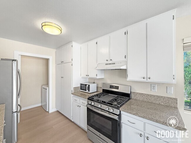 Foto del edificio - Great 2B/2.5BA Condo in Oceanside for Lease!