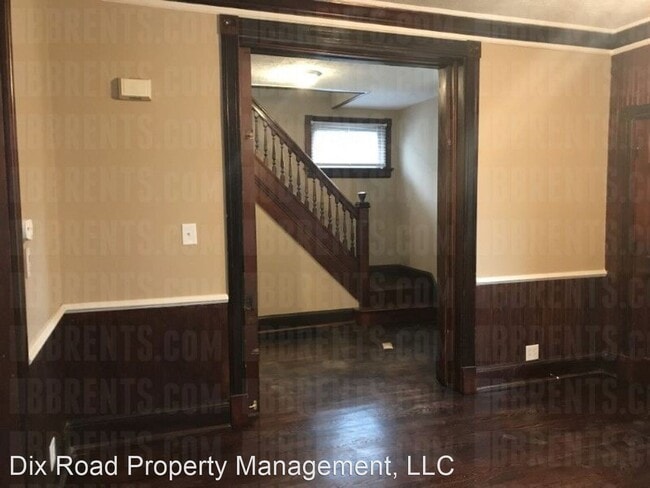Building Photo - 5 br, 2 bath House - 517 North D Street,