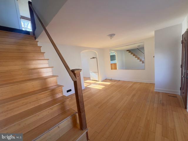 Building Photo - 5445 Walker St