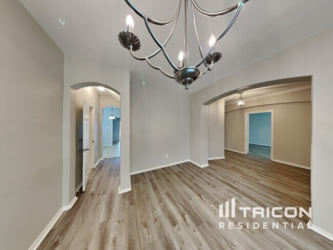 Building Photo - 1470 Waldrop Dr