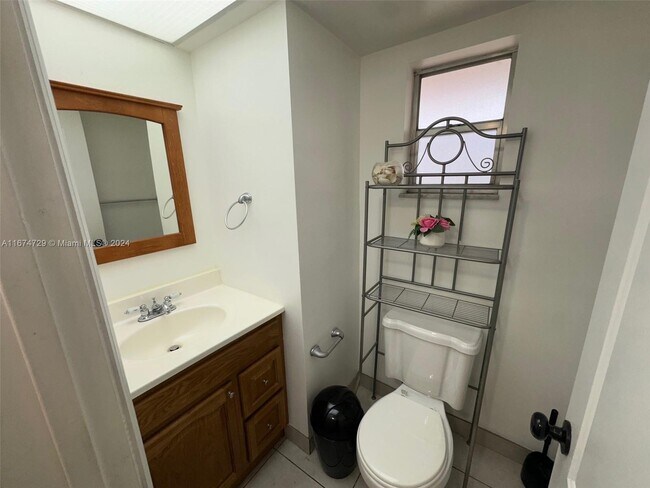 Foto del edificio - 5100 SW 90th Ave