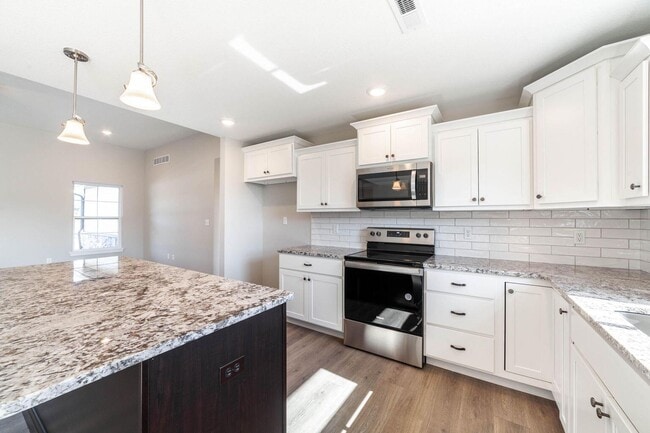 Building Photo - 2124 Brengman Dr