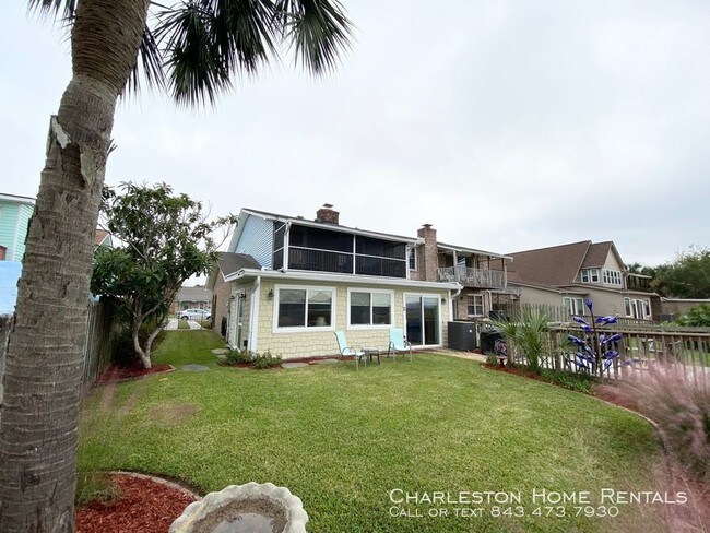 Building Photo - 5567 W Shirley Dr
