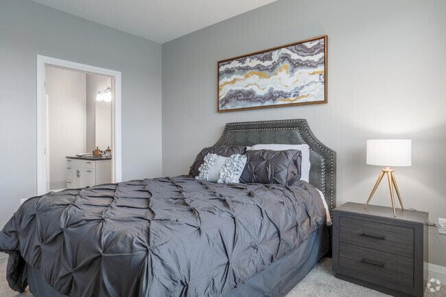 2 Bed/ 2 Bath - The Phillips - Centerfield Flats