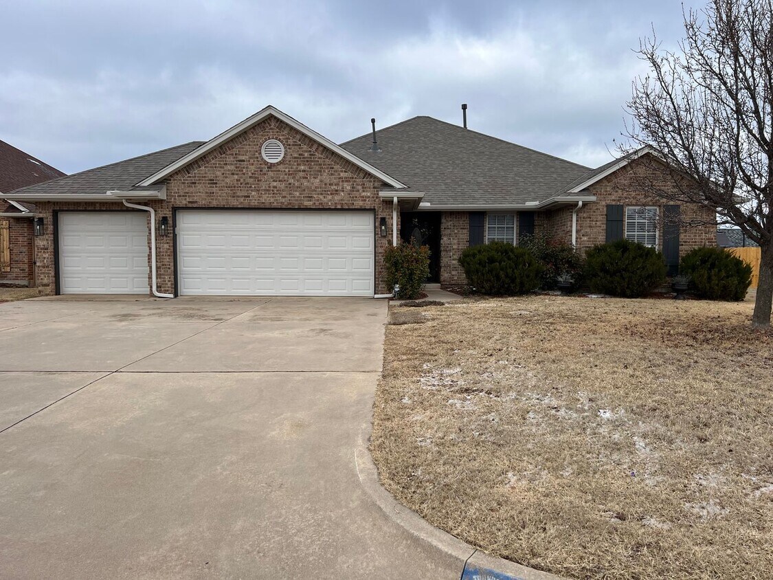 Foto principal - Stunning Midwest City Gem