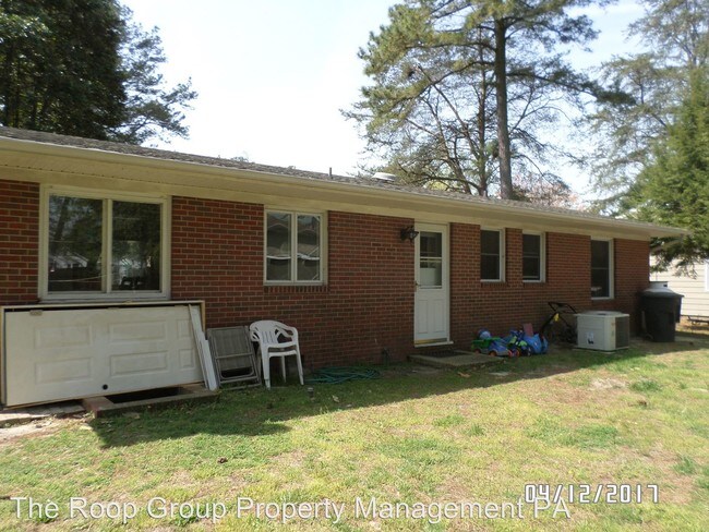 Building Photo - 435 Monticello Ave