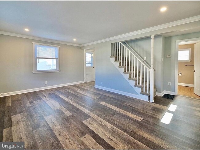 Building Photo - 40 Neeld Ln