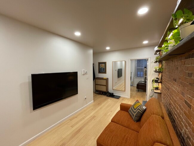 Building Photo - 3027 John F Kennedy Blvd