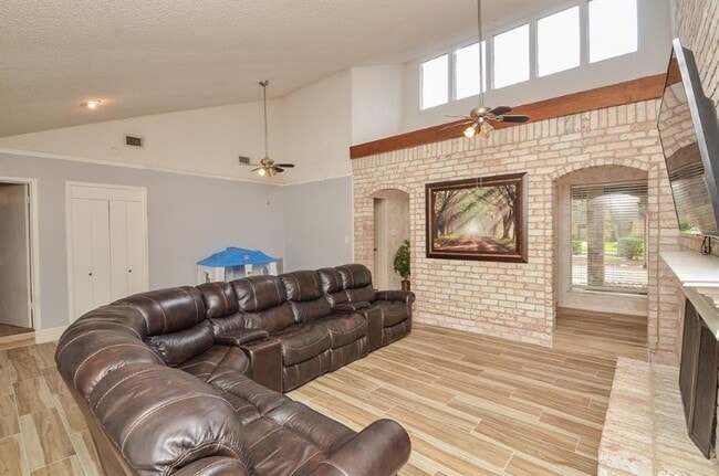 Foto del edificio - 3514 W Creek Club Dr