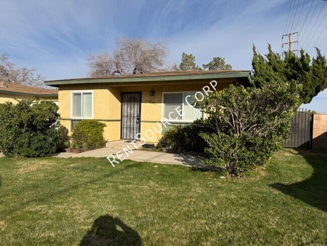 Foto del edificio - 42000 Blueflax Ave