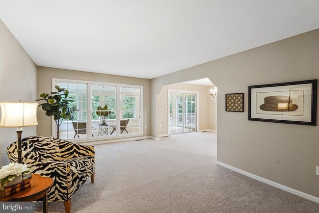 Building Photo - 5308 Hexagon Pl