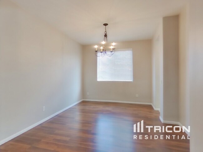 Foto del edificio - 3152 Legacy Ln