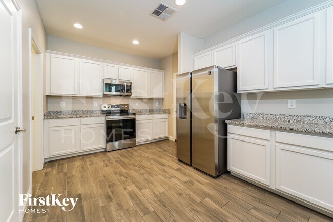 Foto del edificio - 251 N Sunrise