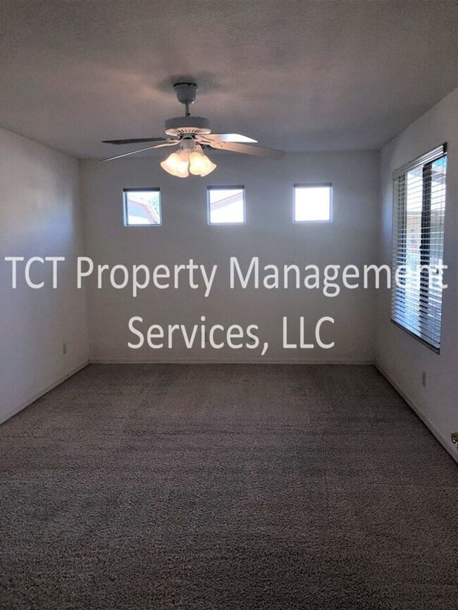 Foto del edificio - Charming home in 55+ Gated Community of Solera