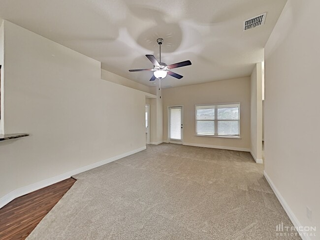 Building Photo - 2209 Bexley Dr