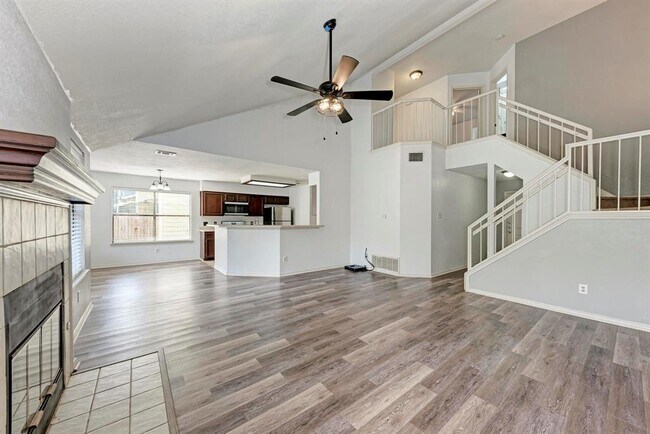 Foto del edificio - 7802 Van Dyke Dr