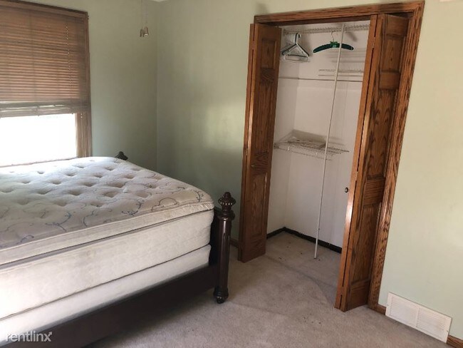 Building Photo - 4 br, 3 bath House - 3350 Dellwood Ave NW