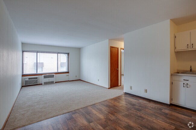 2HAB, 1.5BA - 950 ft² - 3305  Hennepin Apartments