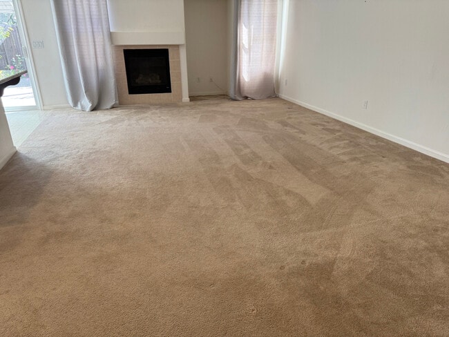 Building Photo - 1168 Fernwood Way