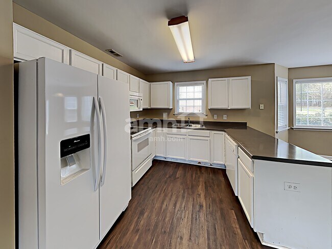 Building Photo - 100 Arbor Wynds Ct