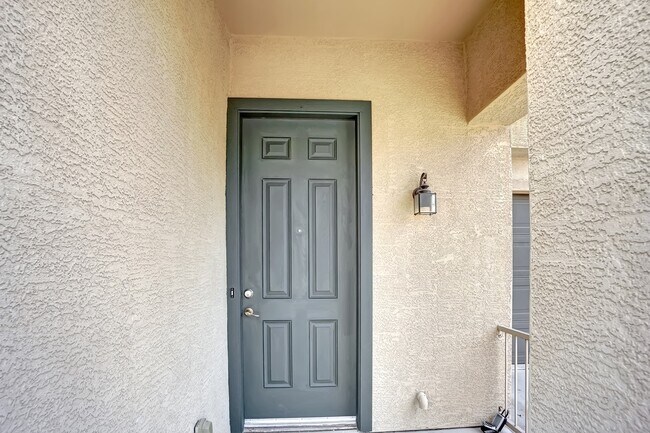 Building Photo - 7630 E Ocotillo Overlook Dr