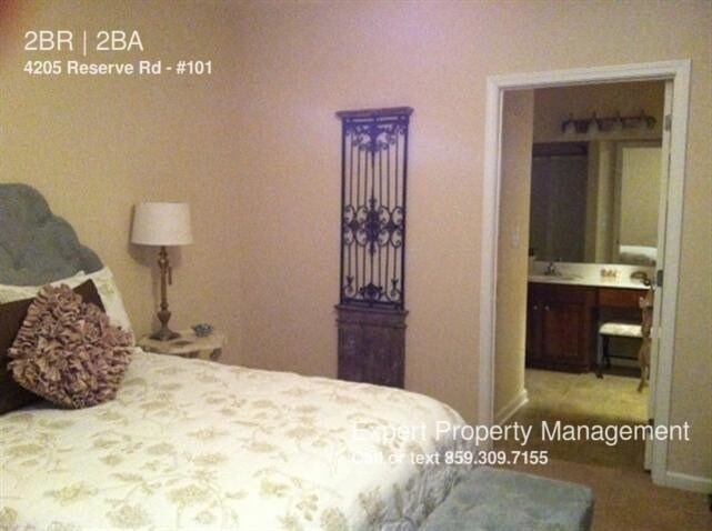 Foto del edificio - 4205 Reserve Rd