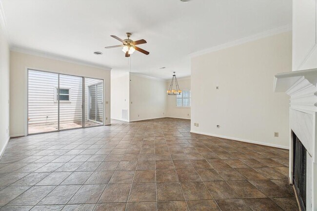 Building Photo - 8603 La Fonte St