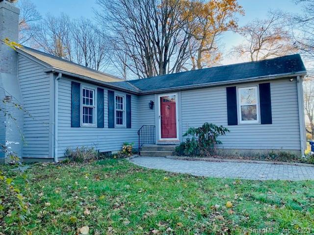 Foto principal - 976 Storrs Rd