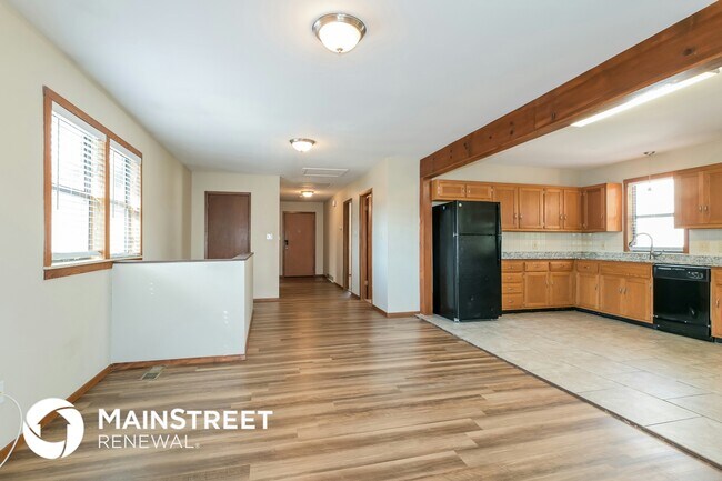 Foto del edificio - 9150 Wood Ave