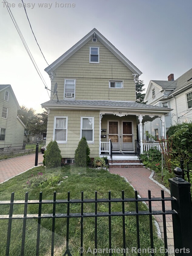 Primary Photo - Somerville/Winter Hill 2 Bedroom - Dishwas...
