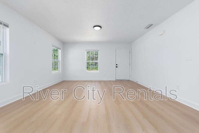 Foto del edificio - 7127 Stetson St