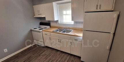 Building Photo - 341 Redmar Blvd