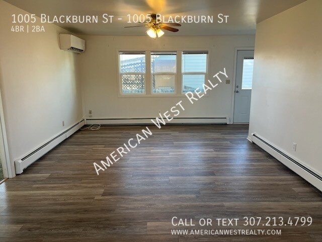 Foto del edificio - 1005 Blackburn St